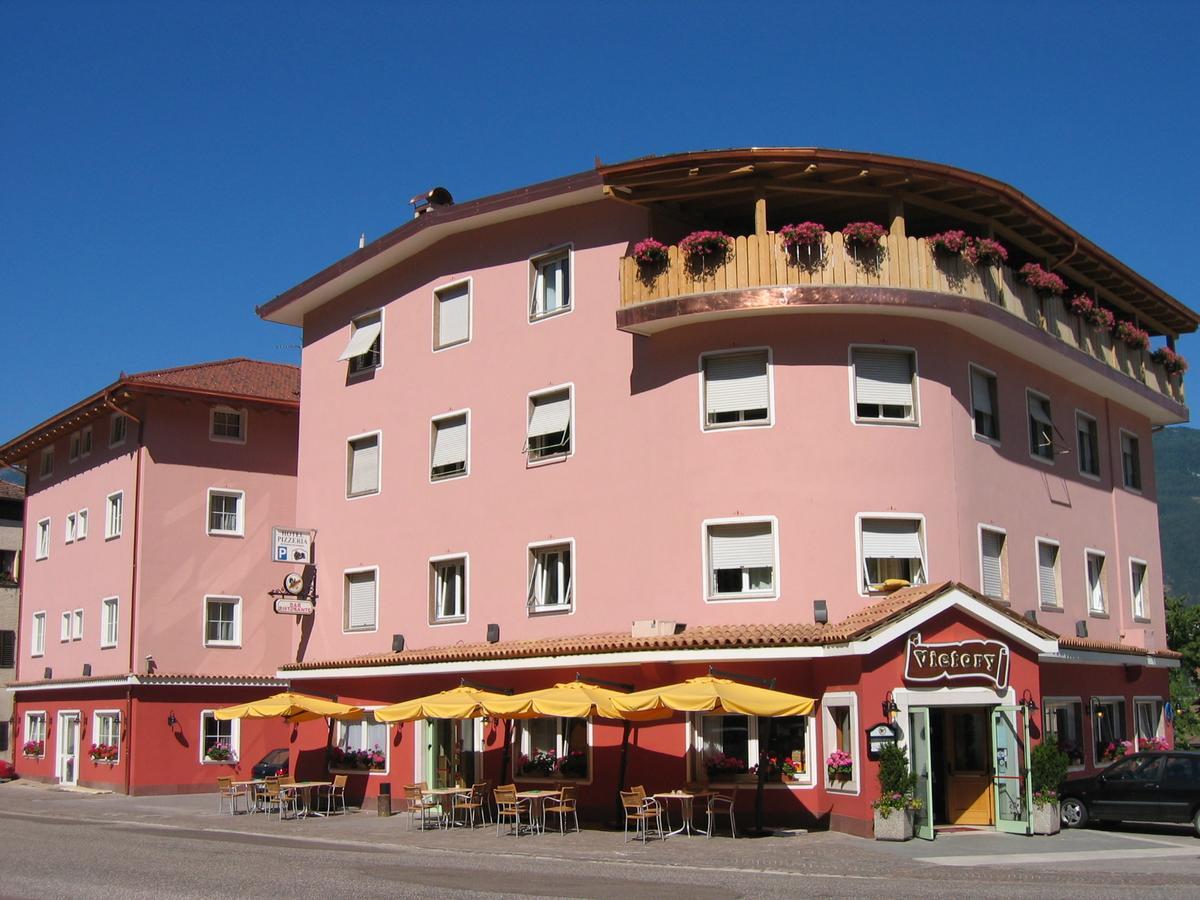 Hotel Victory Taio Buitenkant foto
